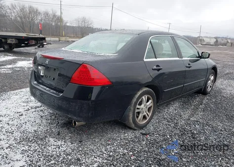2007 Honda Accord 2.4 Se z USA, uszkodzony, nr VIN 1HGCM56377A032806